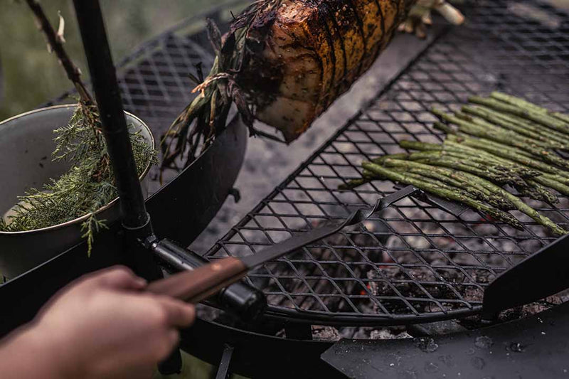 Load image into Gallery viewer, Barebones - Cowboy Grill Spatula
