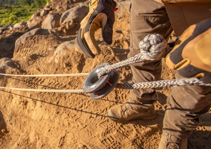 Load image into Gallery viewer, Factor 55 Rope Retention Pulley (Recovery Ring)
